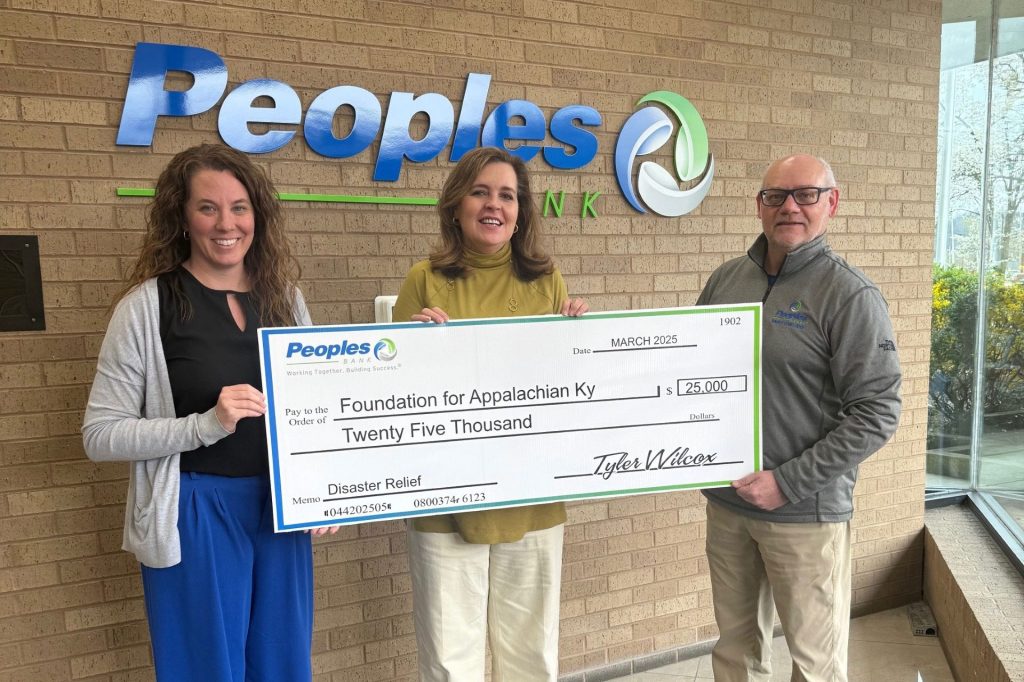 Peoples Bank associates present a check to the Foundation for Appalachian Kentucky in Prestonsburg.