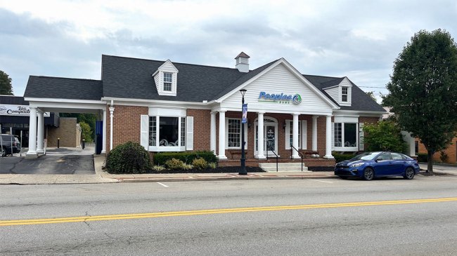 Peoples Bank Williamsburg OH branch