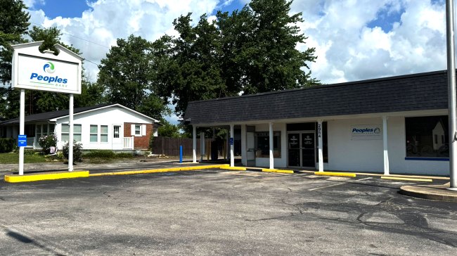 Peoples Bank Tollesboro KY branch